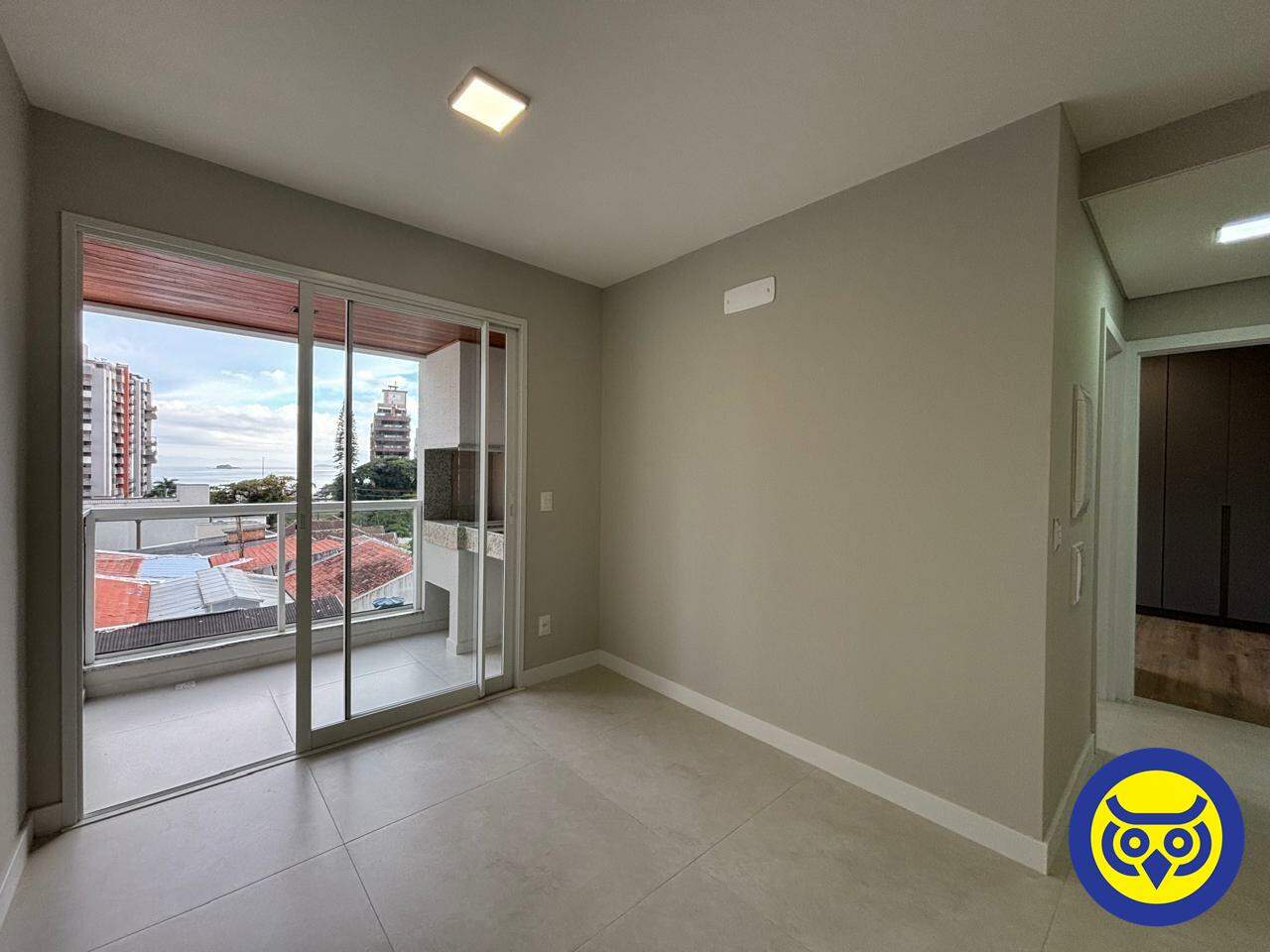 Apartamento para aluguel no Agronômica: 