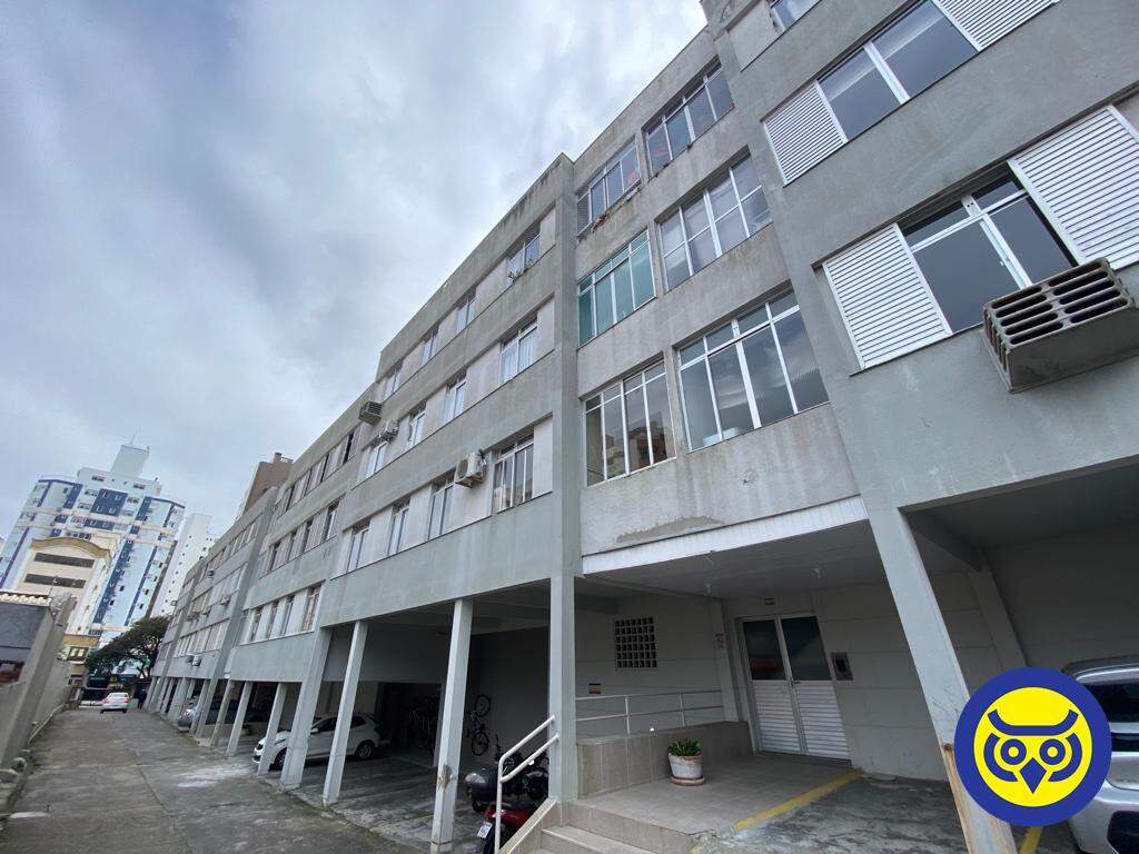 Apartamento para aluguel no Centro: 