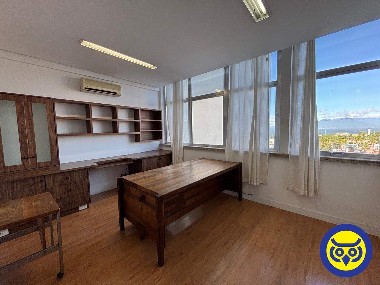 Sala para aluguel no Centro: 