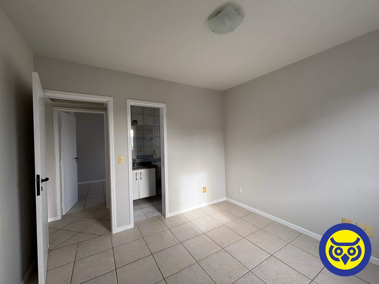 Apartamento para aluguel no Trindade: 