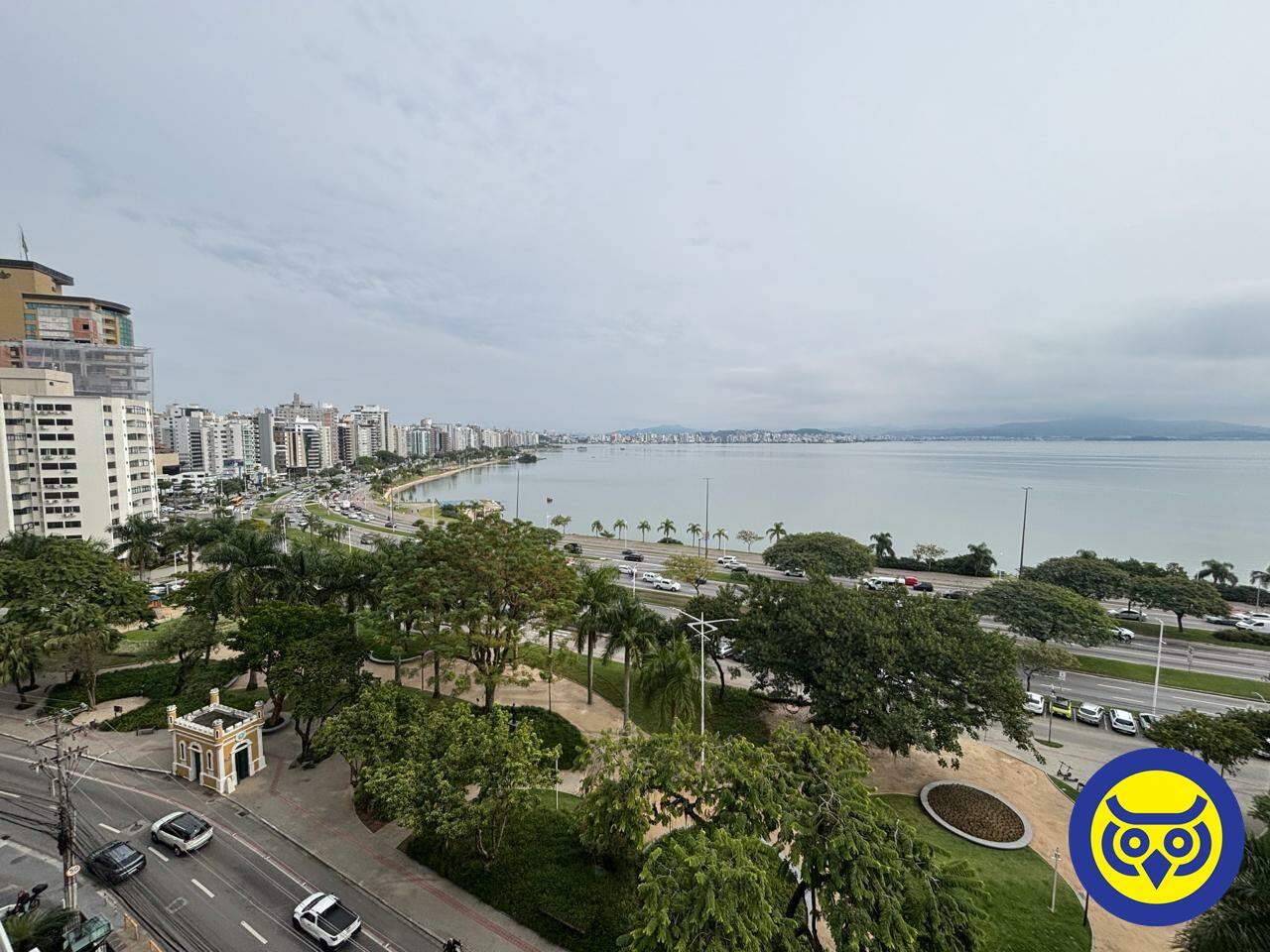 Apartamento para aluguel no Agronômica: