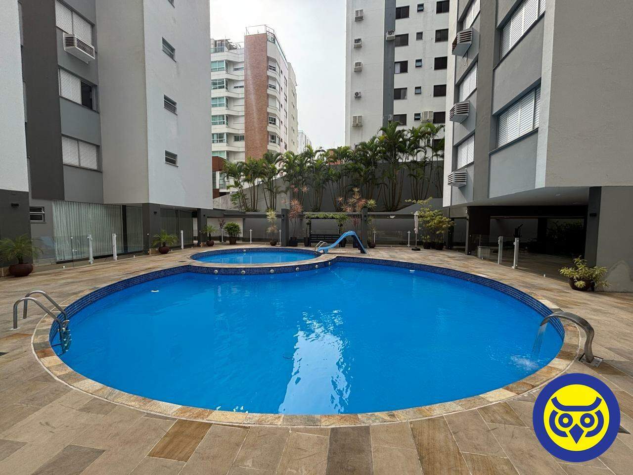 Apartamento para aluguel no Agronômica: