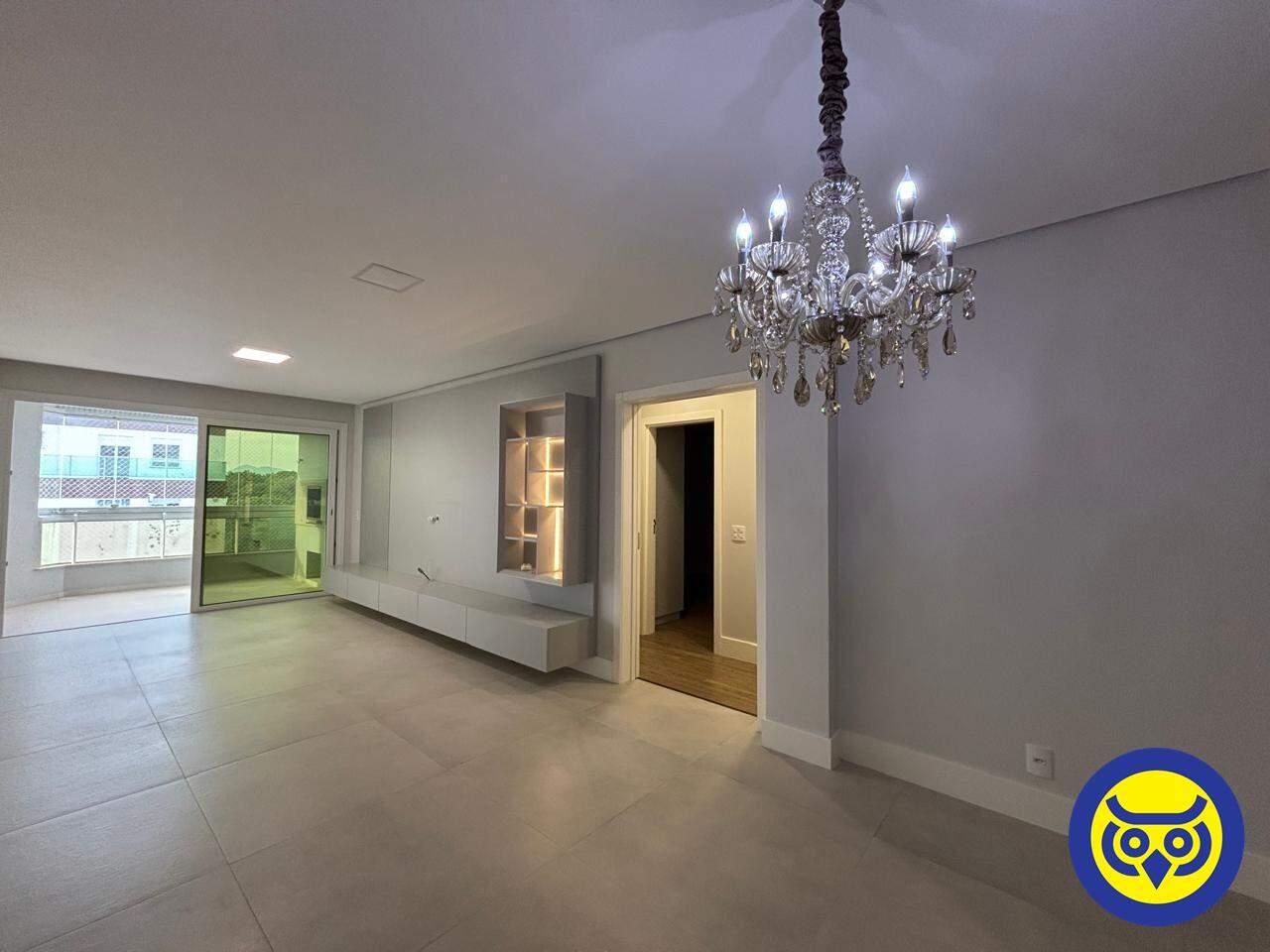 Apartamento para aluguel no Agronômica: 