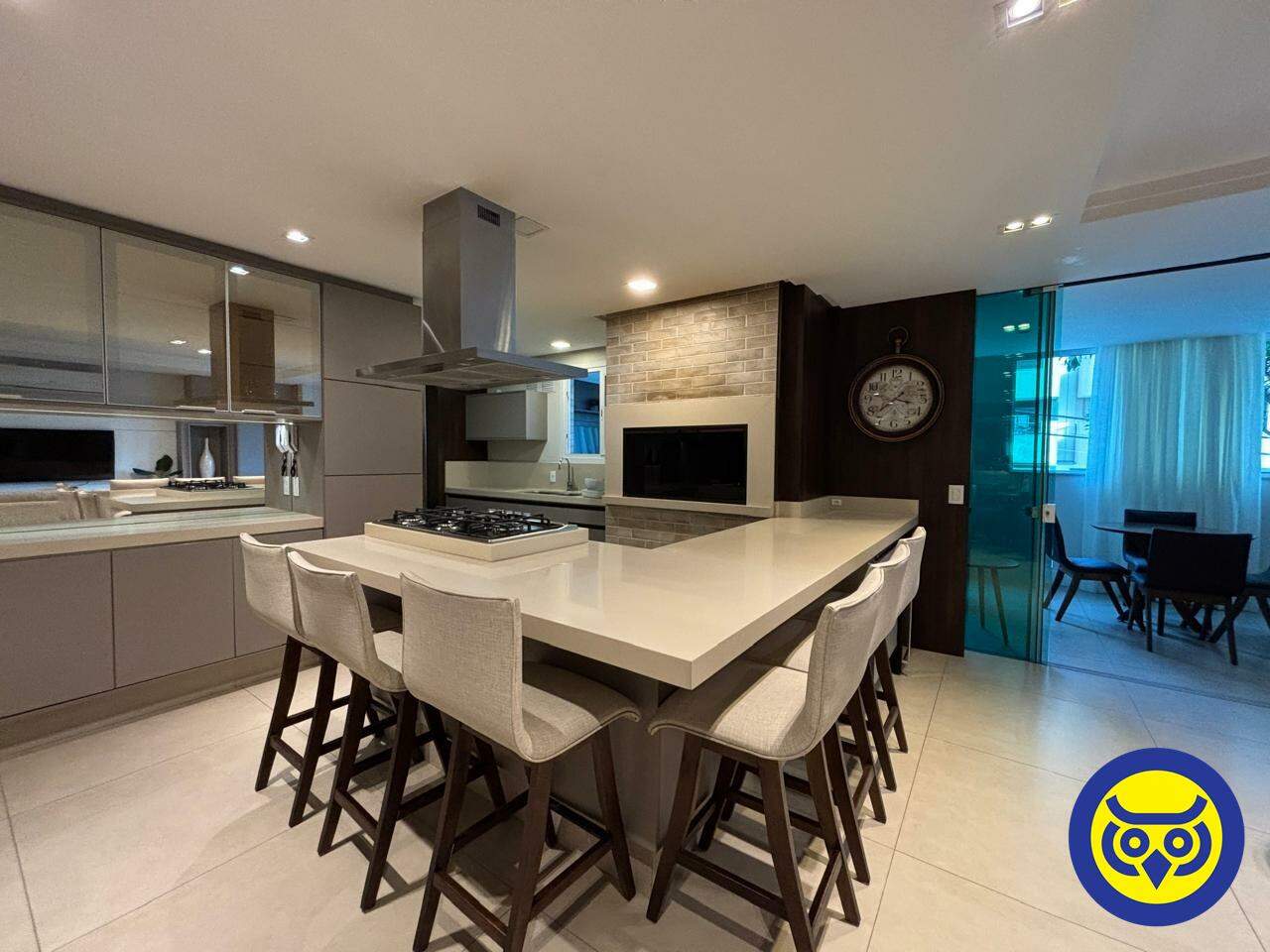 Apartamento para aluguel no Agronômica: