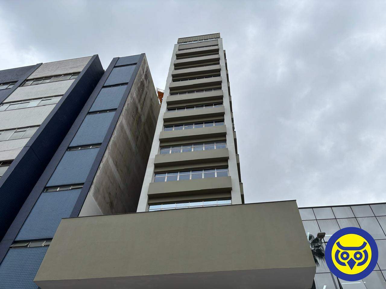 Sala para aluguel no Centro: