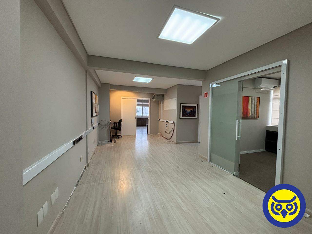Sala para aluguel no Centro: