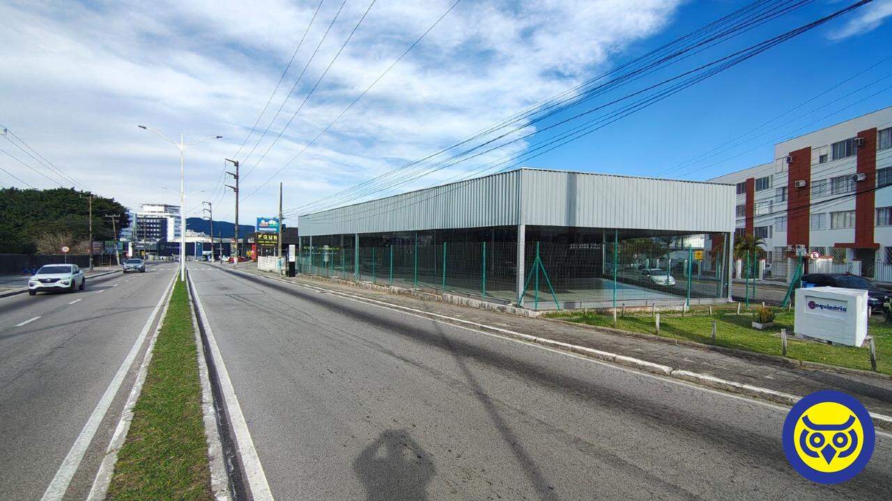 Galpão para aluguel no Capoeiras:
