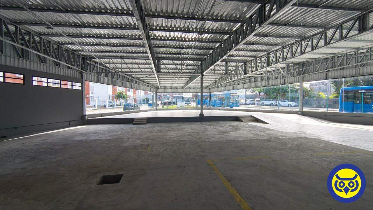 Galpão para aluguel no Capoeiras: