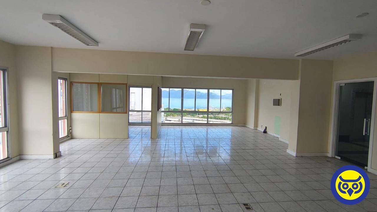 Sala para aluguel no Centro: 