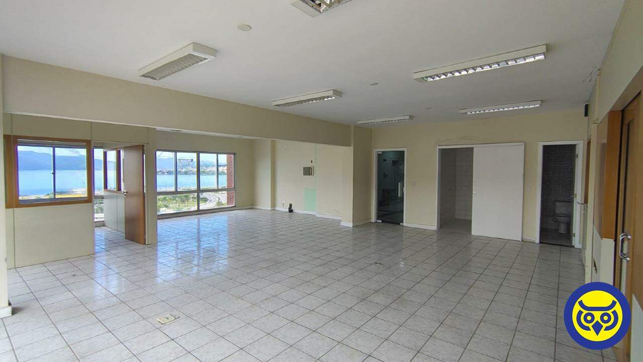 Sala para aluguel no Centro: 