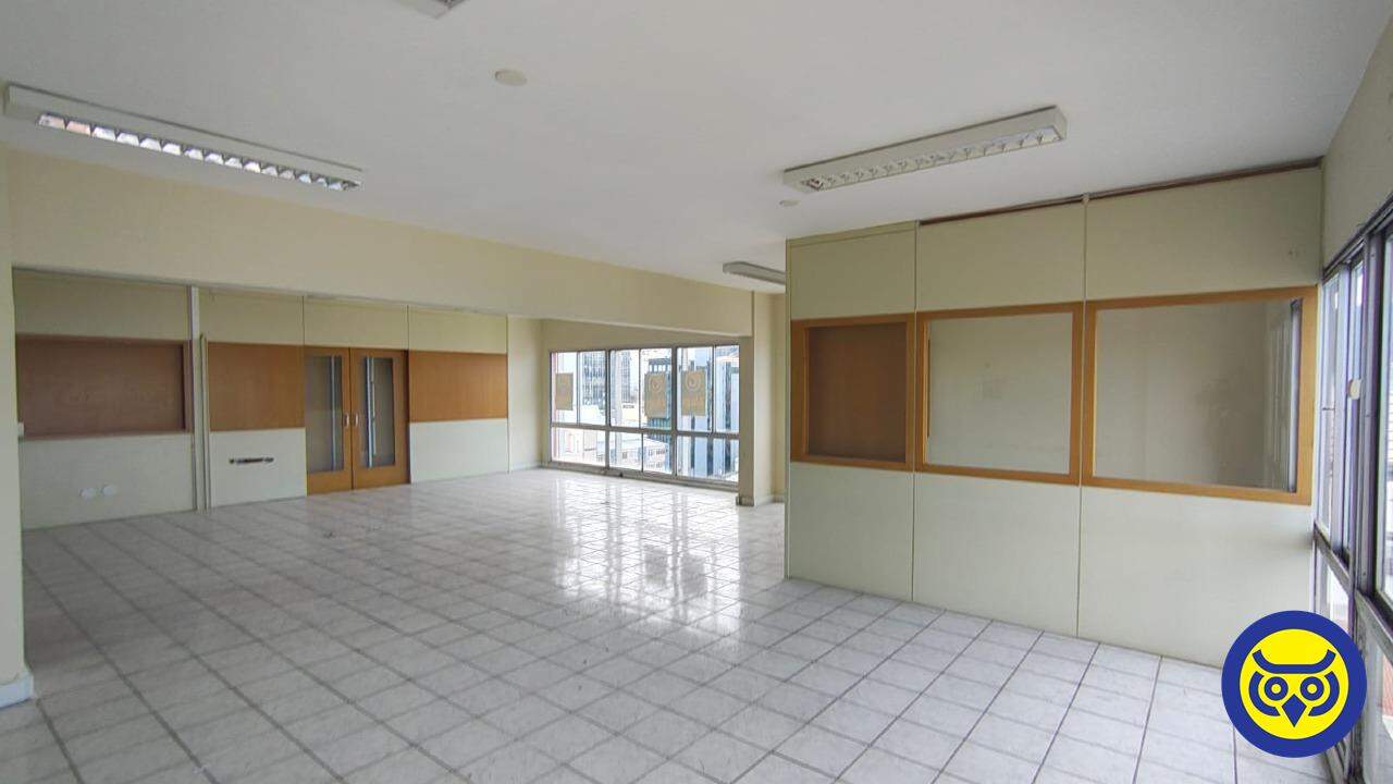 Sala para aluguel no Centro: 