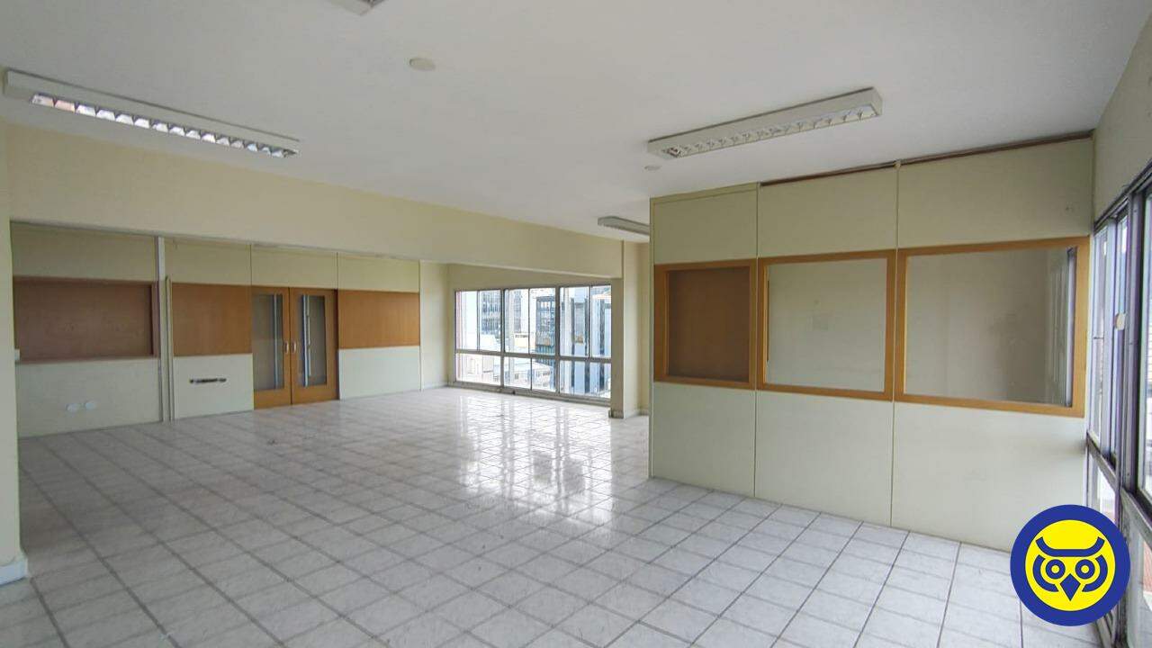 Sala para aluguel no Centro: 