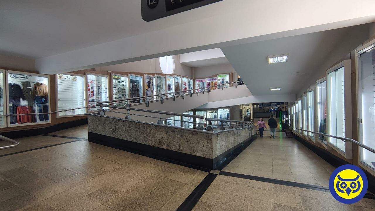 Sala para aluguel no Centro: 