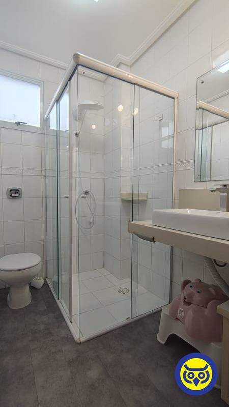 Apartamento para aluguel no Barreiros: 