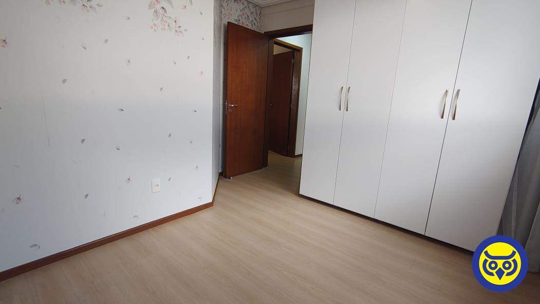 Apartamento para aluguel no Barreiros: 
