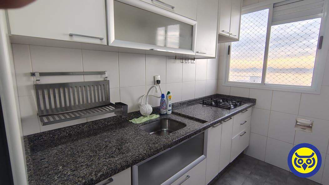 Apartamento para aluguel no Barreiros: 