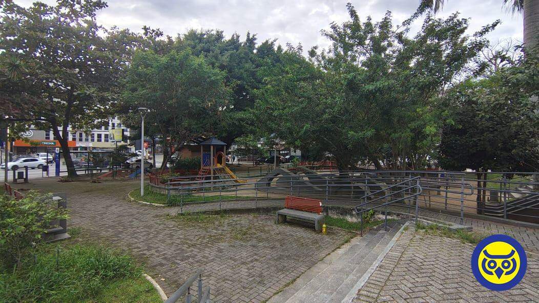 Apartamento para aluguel no Barreiros: 