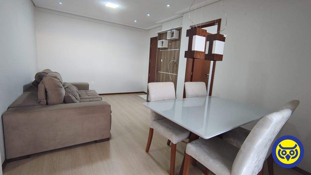 Apartamento para aluguel no Barreiros: 