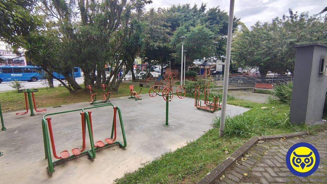 Apartamento para aluguel no Barreiros: 