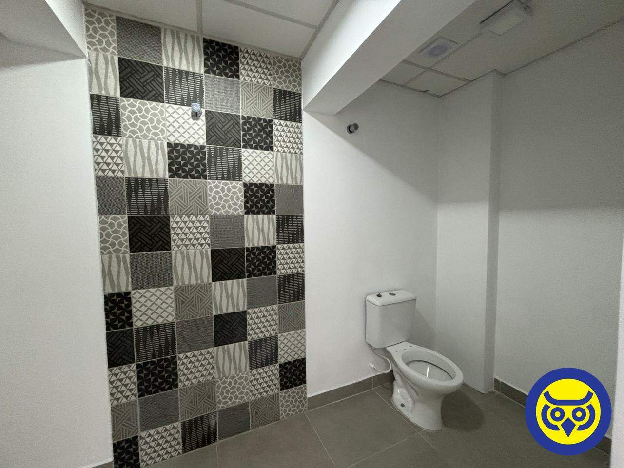 Prédio Comercial para aluguel no Centro: 