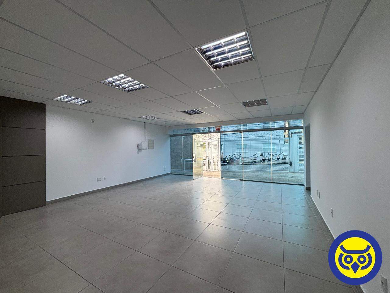 Prédio Comercial para aluguel no Centro: 