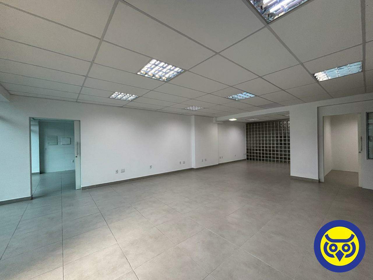 Prédio Comercial para aluguel no Centro: 