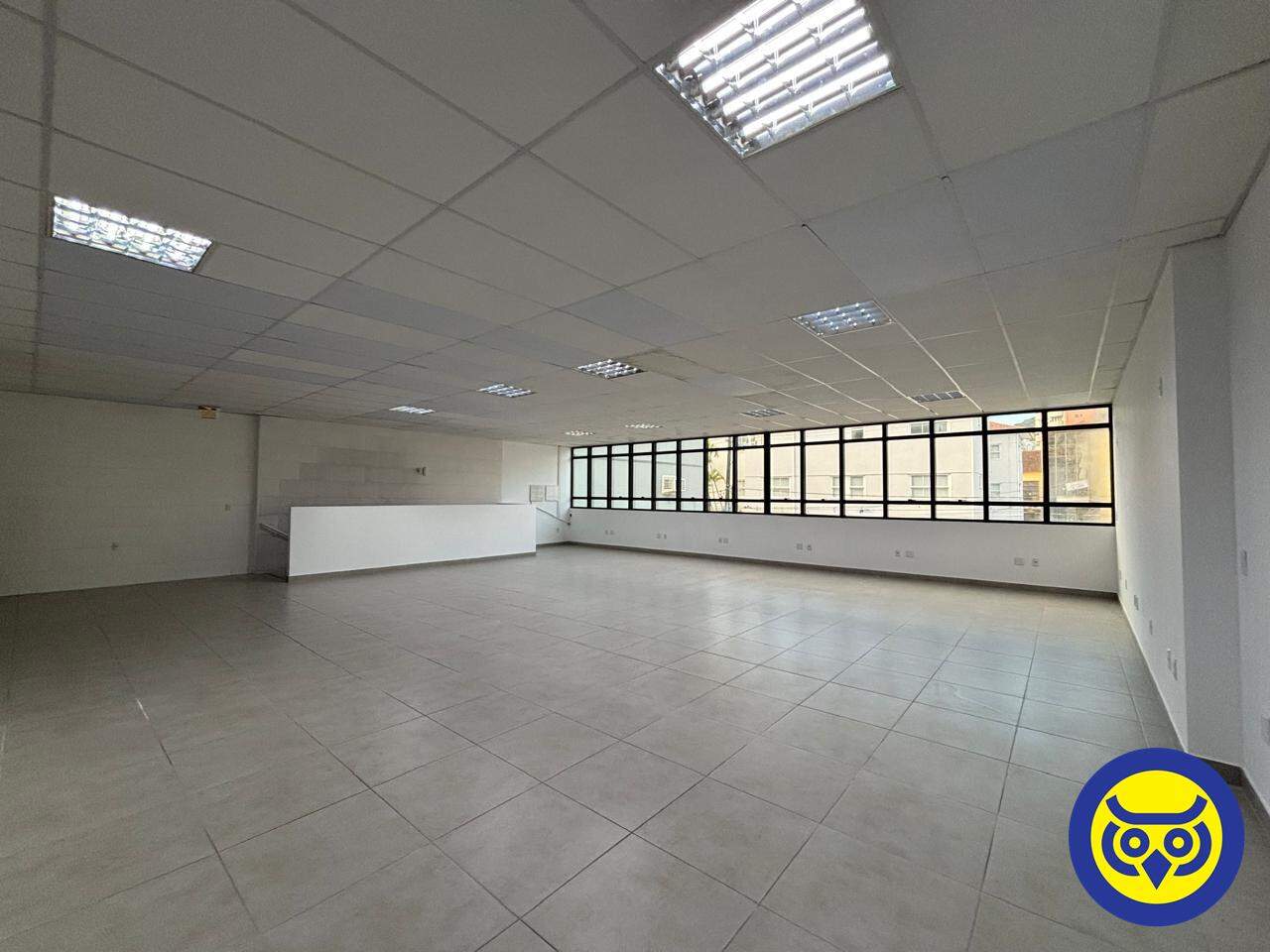 Prédio Comercial para aluguel no Centro: 
