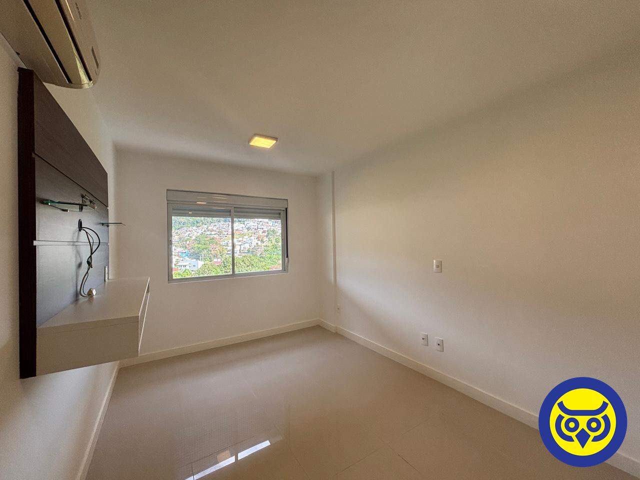 Apartamento para aluguel no Saco Grande: 
