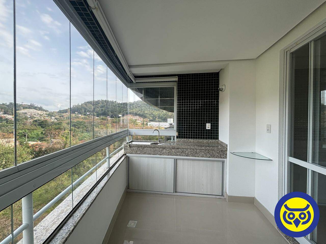 Apartamento para aluguel no Saco Grande: 