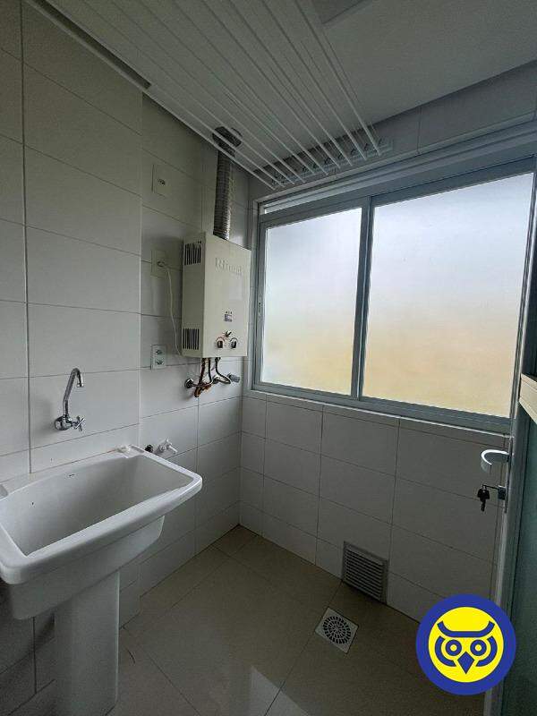 Apartamento para aluguel no Saco Grande: 