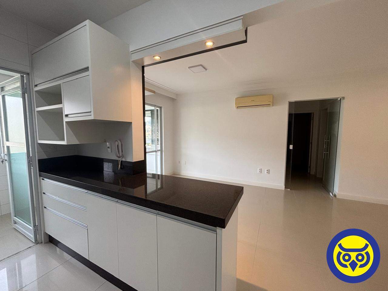 Apartamento para aluguel no Saco Grande: 
