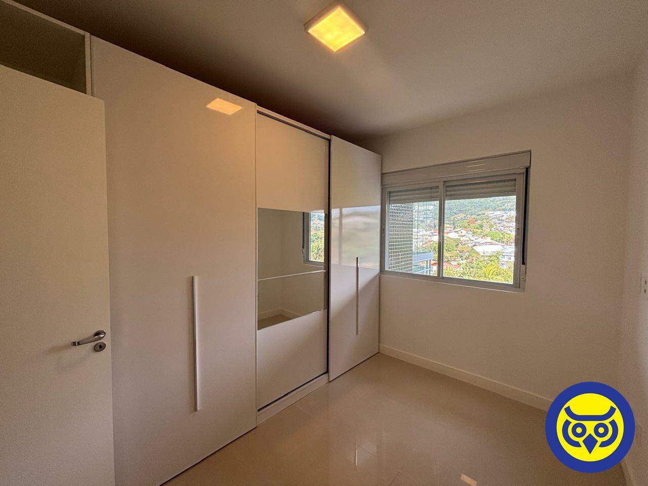 Apartamento para aluguel no Saco Grande: 