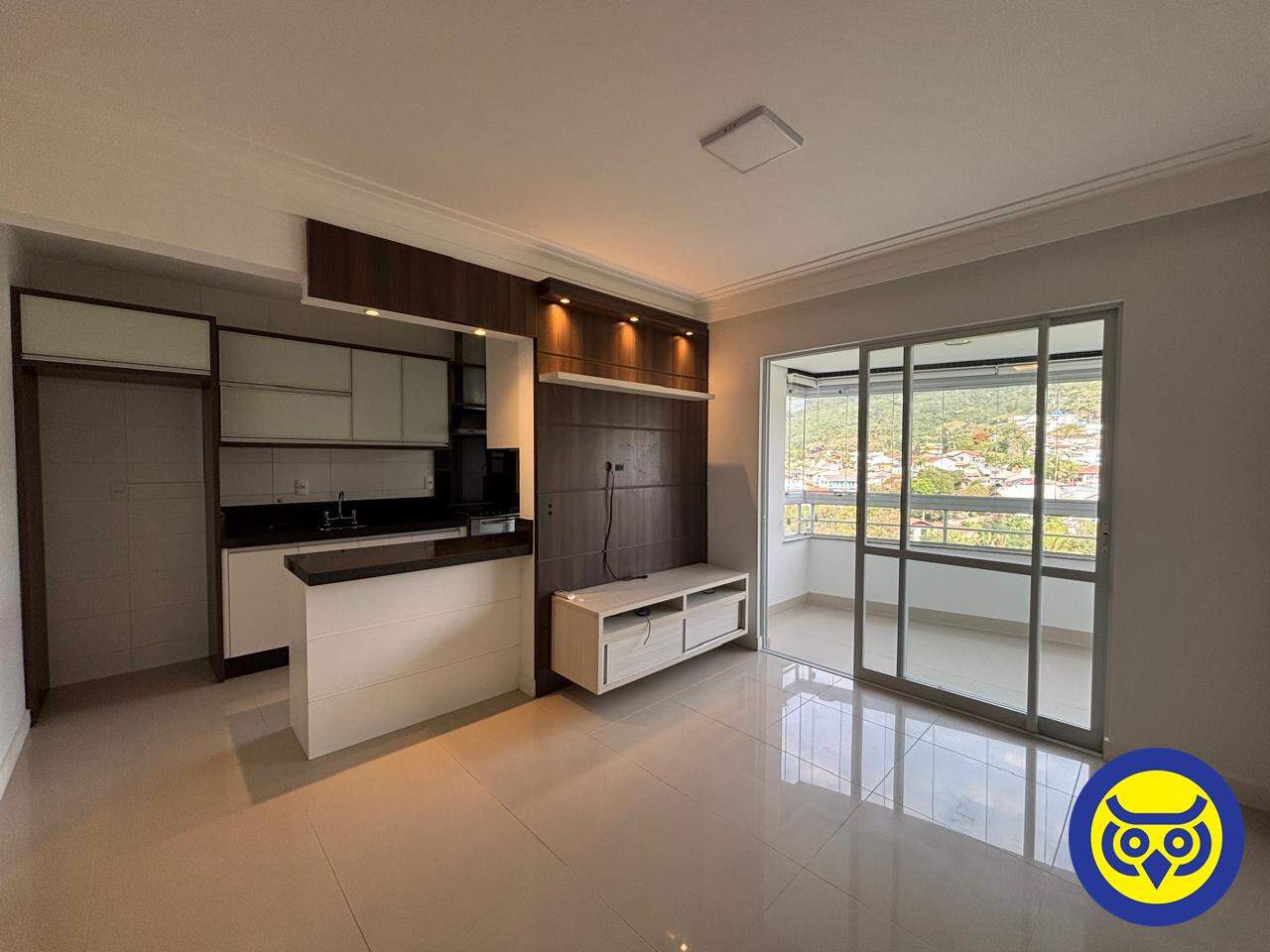 Apartamento para aluguel no Saco Grande: 