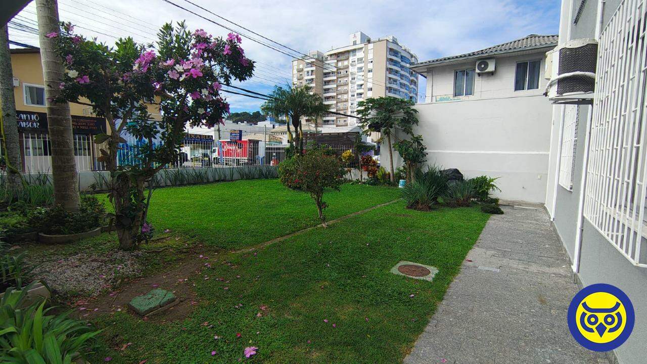 Apartamento para aluguel no Abraão: 