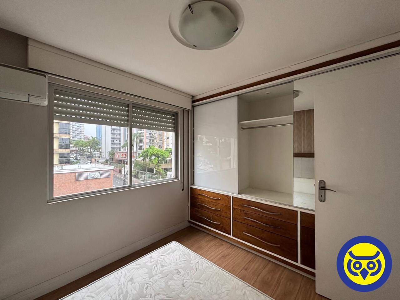 Apartamento para aluguel no Centro: 