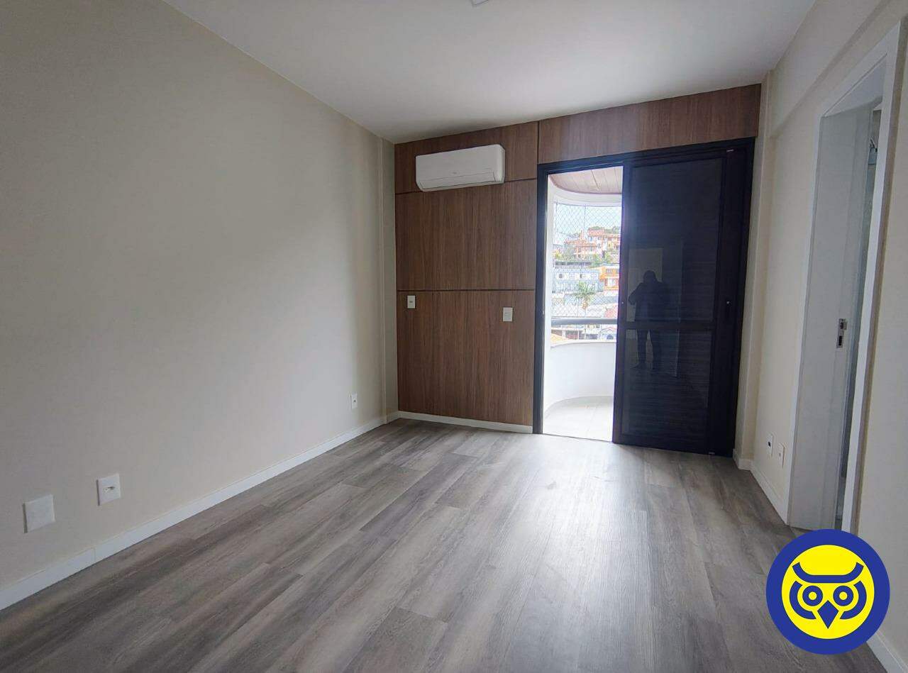 Apartamento para aluguel no Agronômica: 