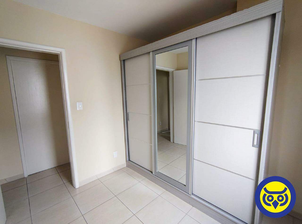 Apartamento para aluguel no Centro: 