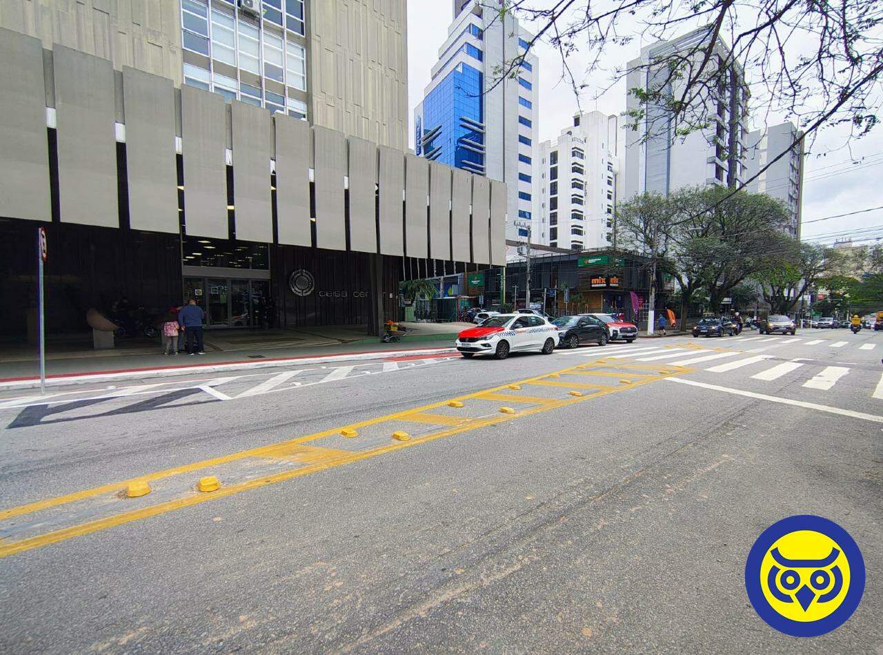 Sala para aluguel no Centro: 