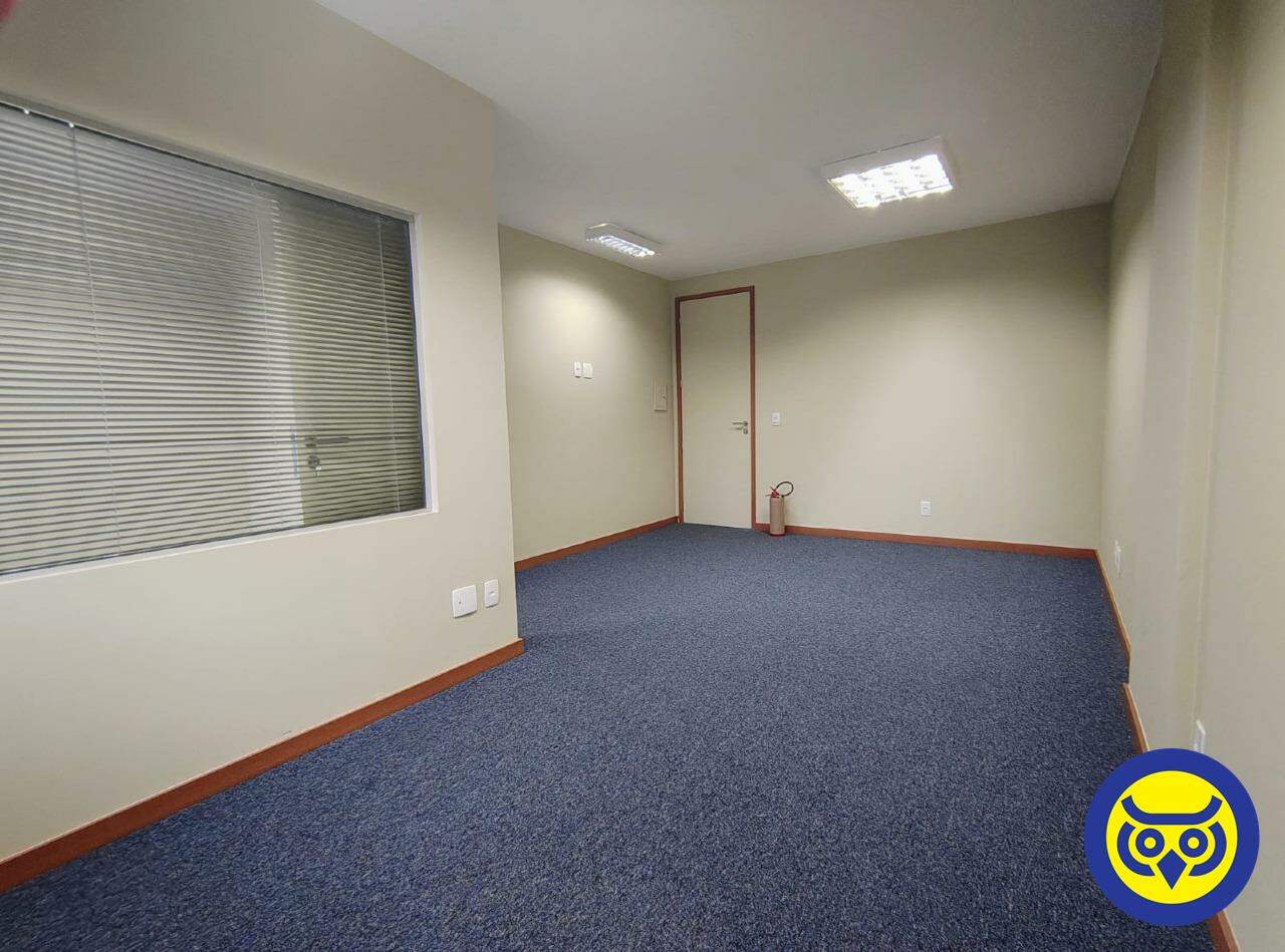Sala para aluguel no Centro: 
