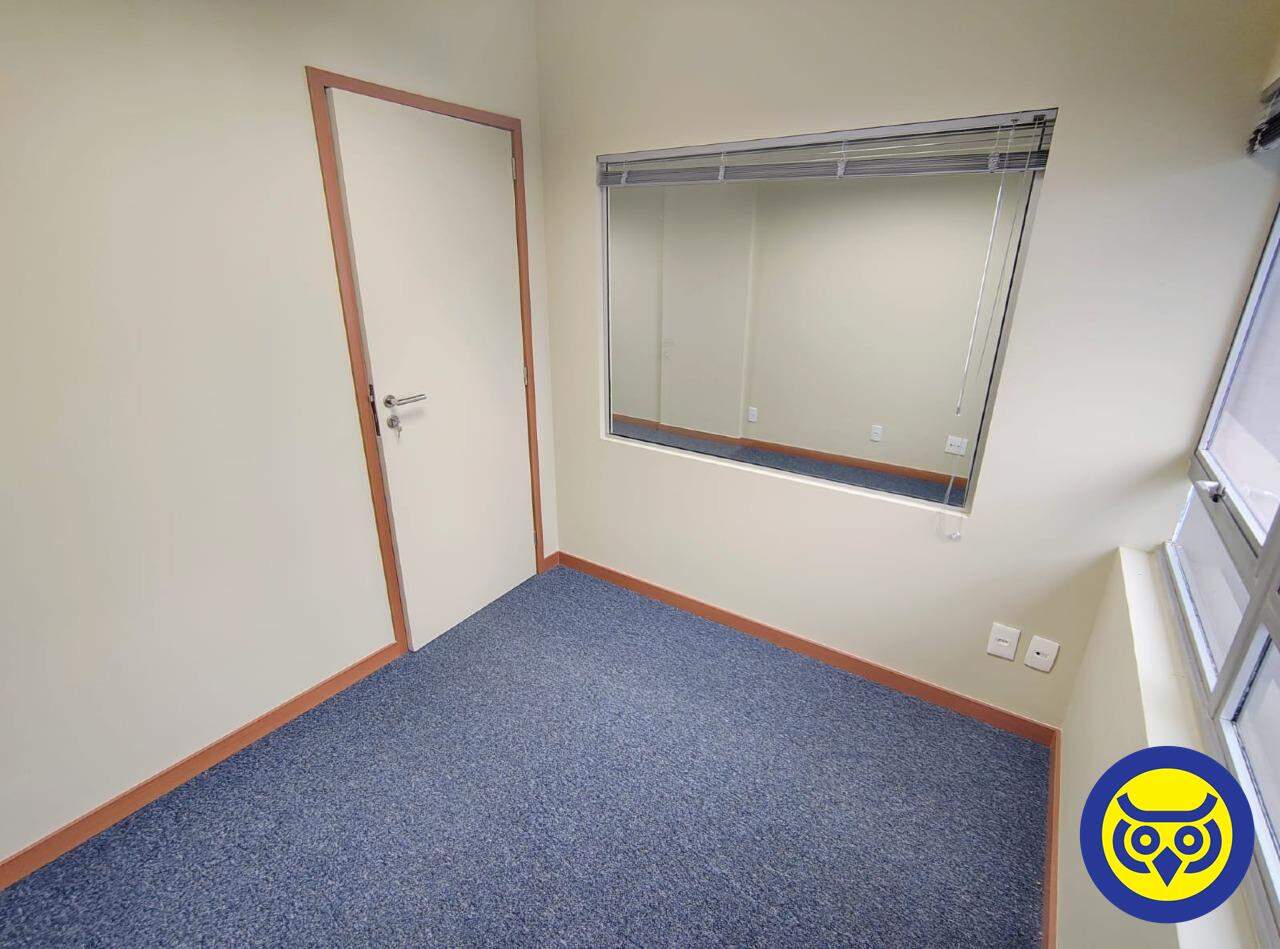 Sala para aluguel no Centro: 