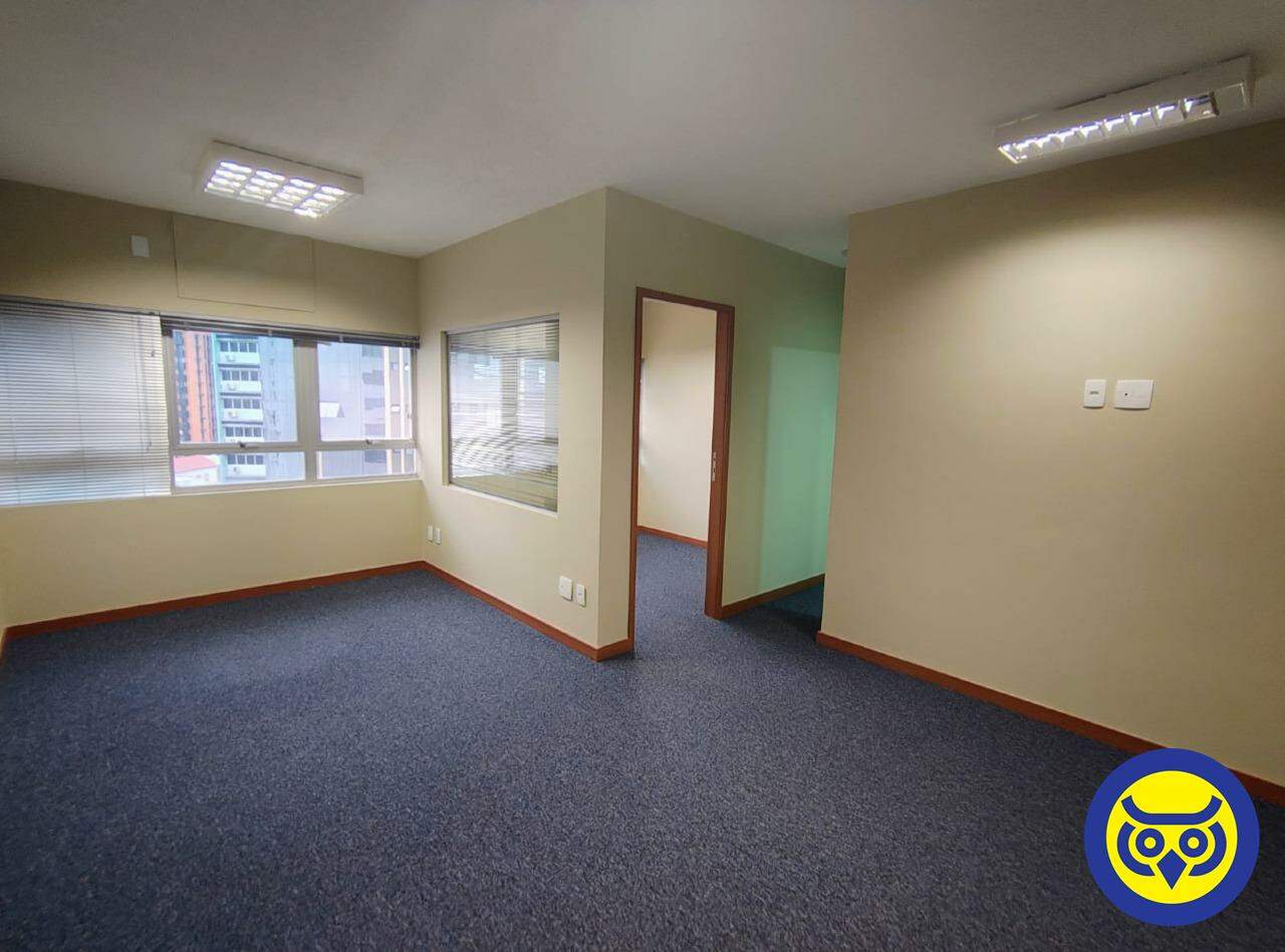 Sala para aluguel no Centro: 