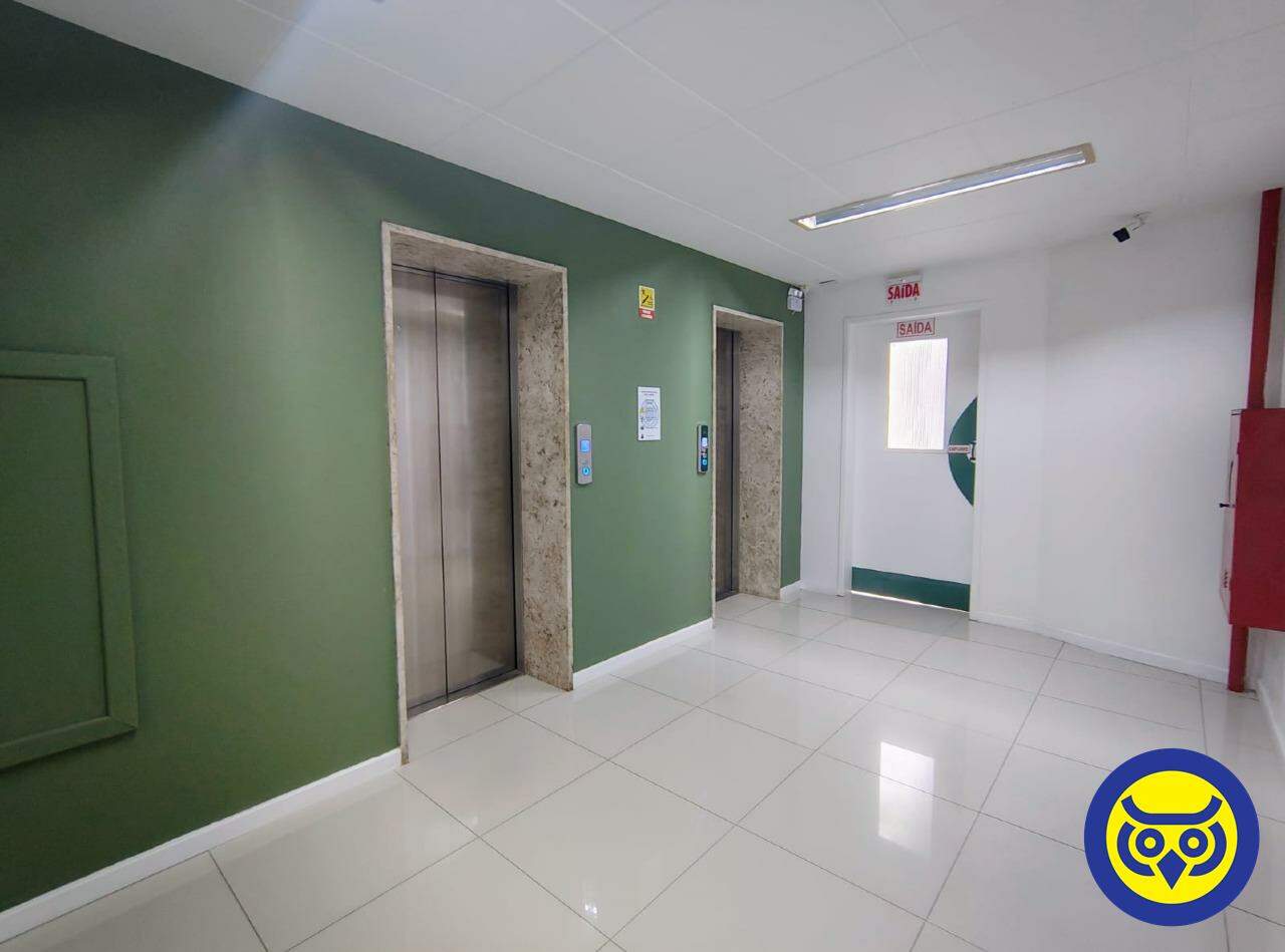 Sala para aluguel no Centro: 
