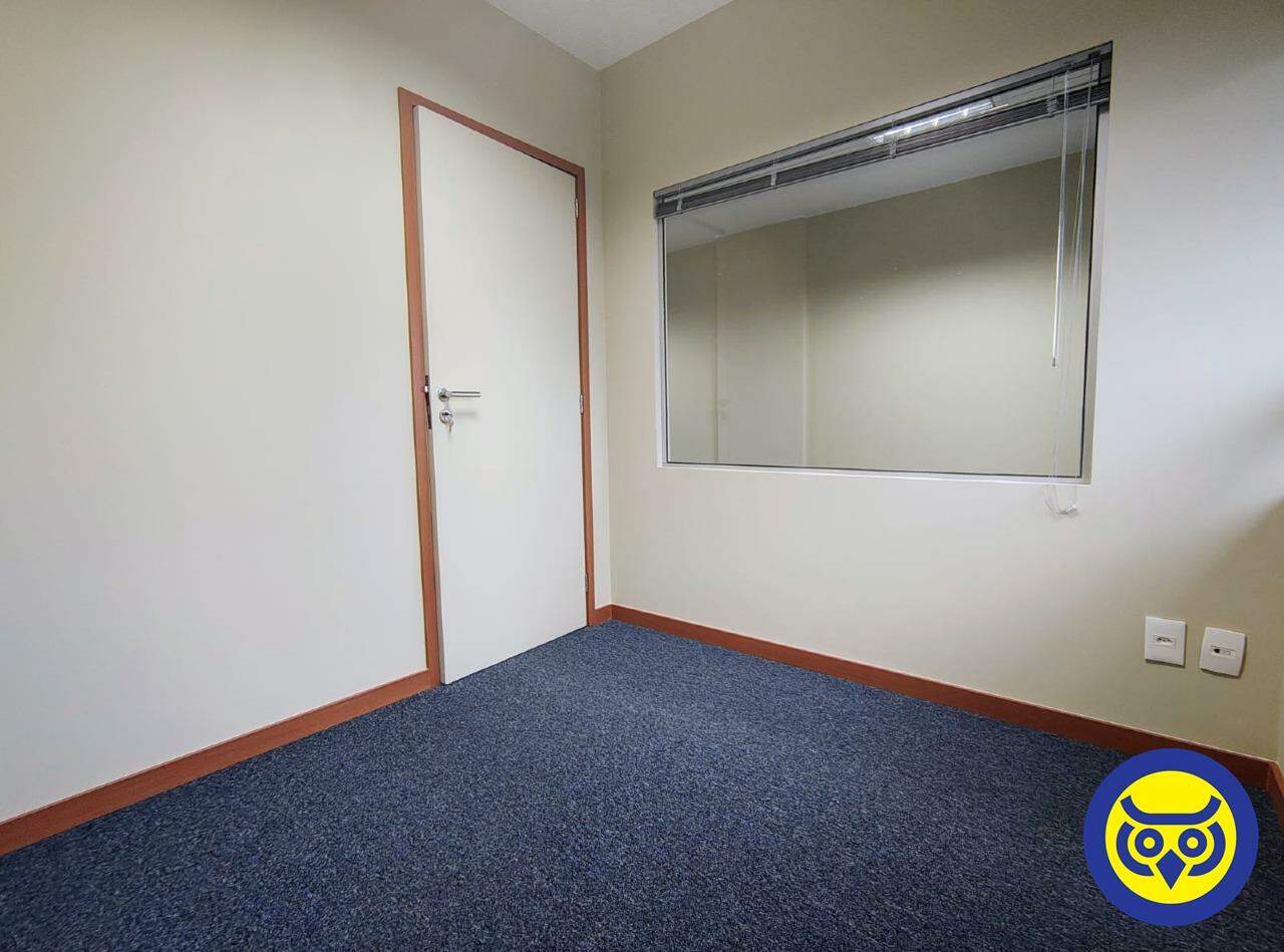 Sala para aluguel no Centro: 