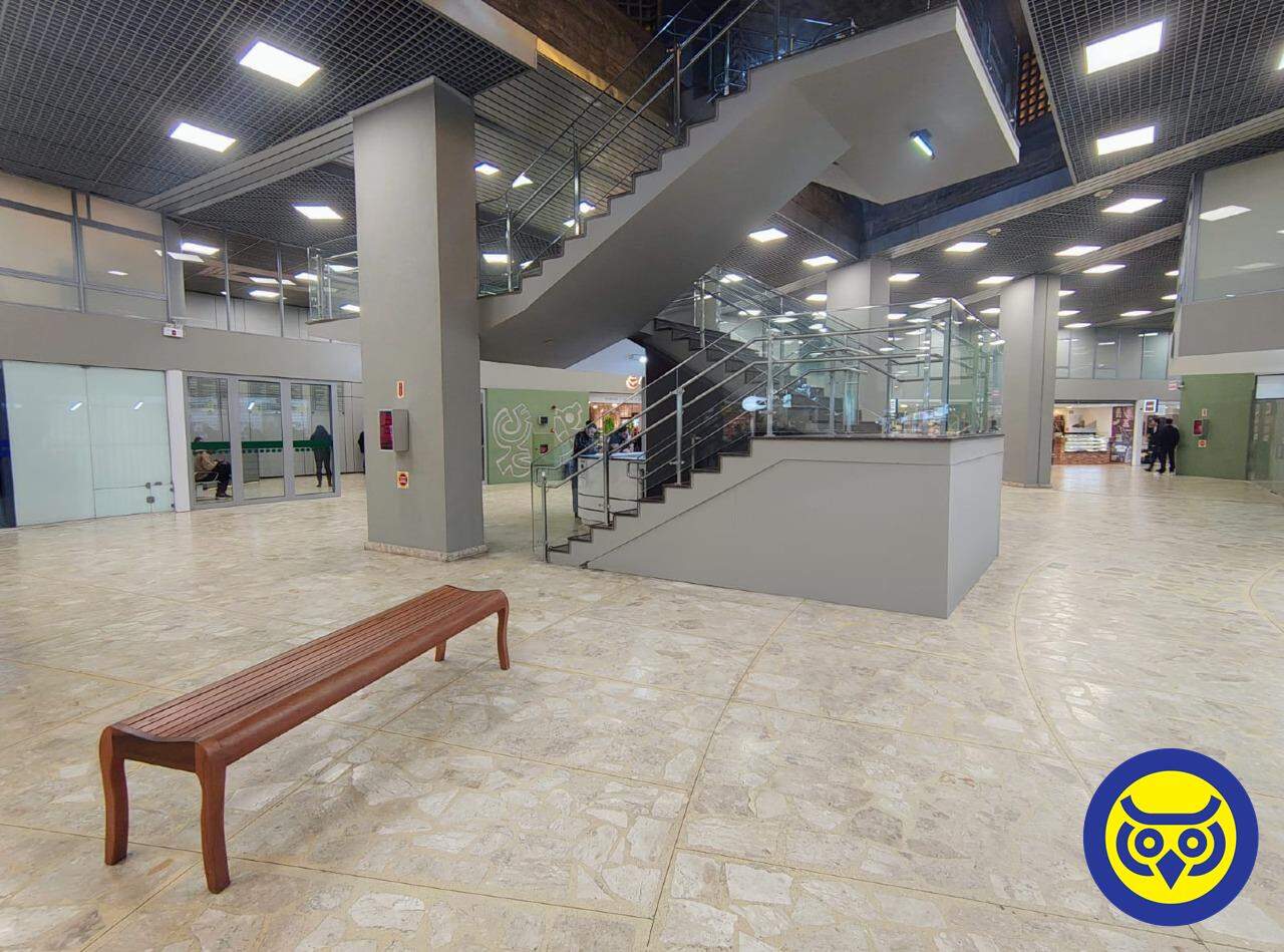 Sala para aluguel no Centro: 