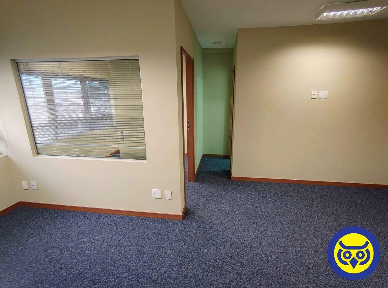 Sala para aluguel no Centro: 