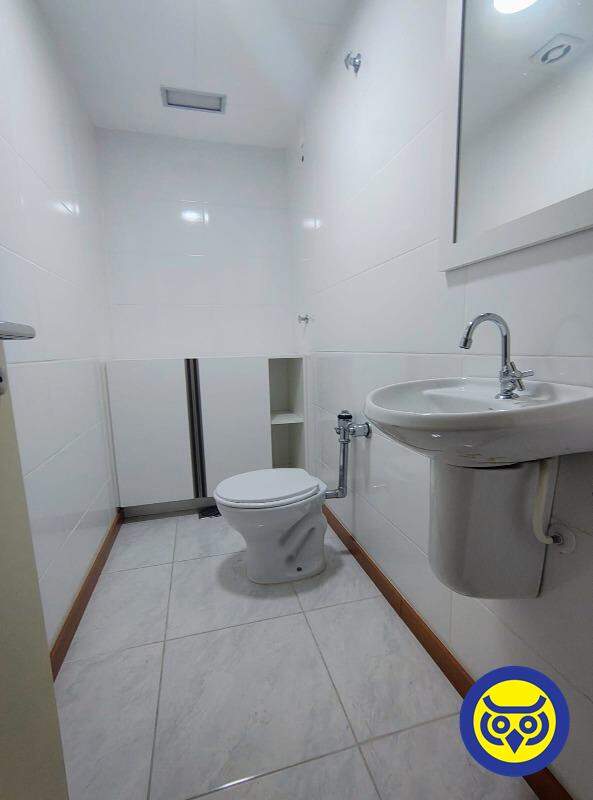 Sala para aluguel no Centro: 