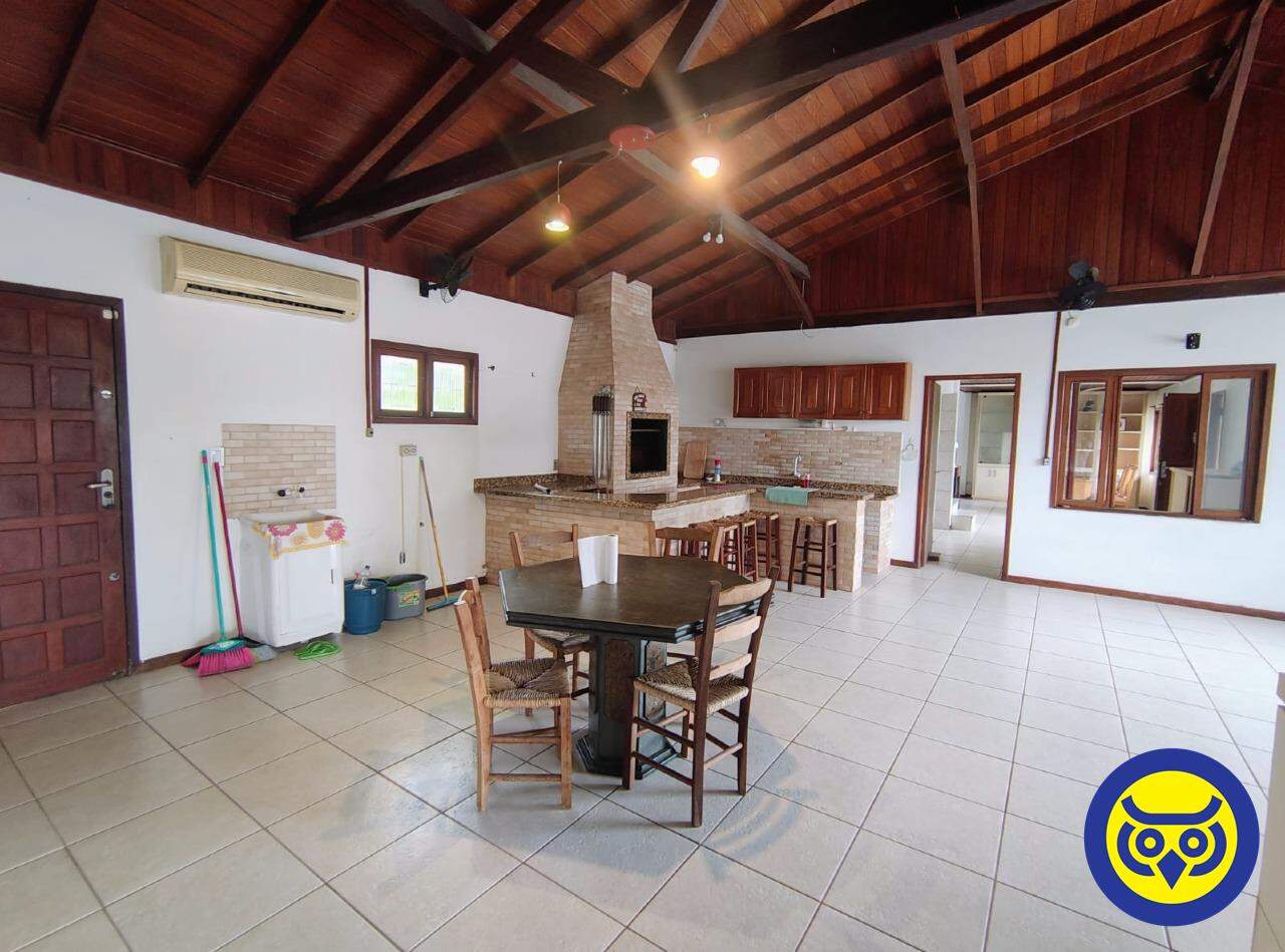 Casa para aluguel no Rio Vermelho: 