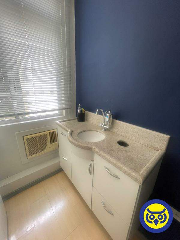 Sala para aluguel no Centro: 