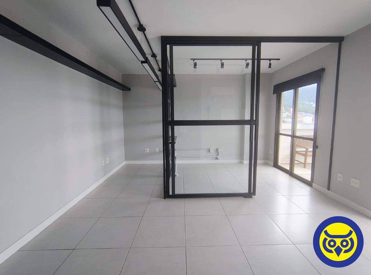 Sala para aluguel no Trindade: