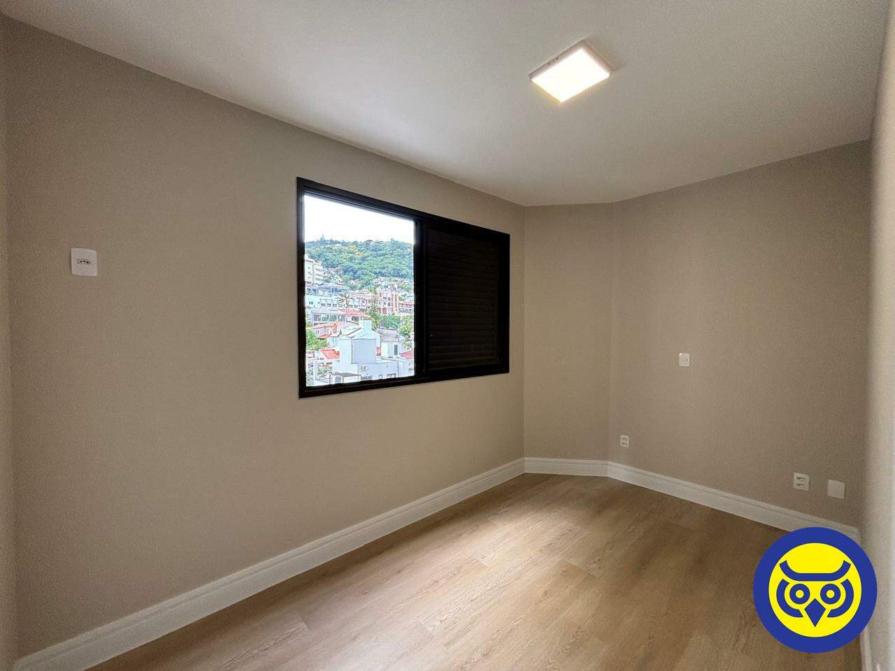 Apartamento para aluguel no Agronômica: 
